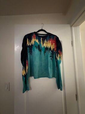 NWOT IZURIA Long Sleeve Tee, Teal Forest-Print